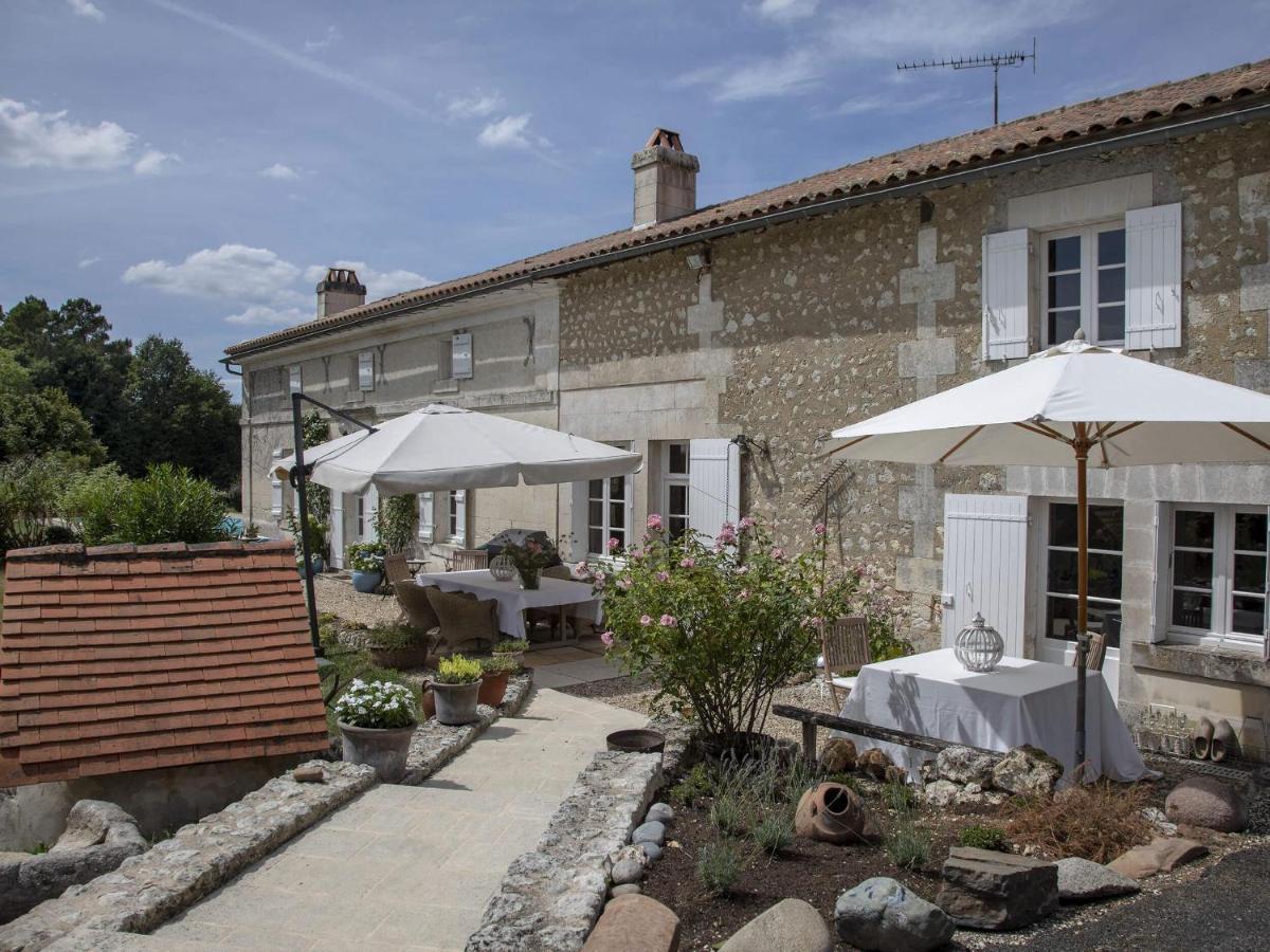Bed and Breakfast Le Boisdalon Yviers Exterior foto